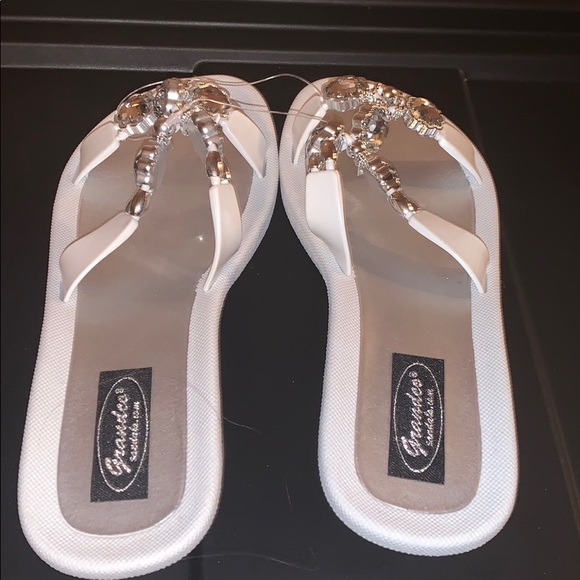 Grandco Shoes Grandco Flip Flops Poshmark